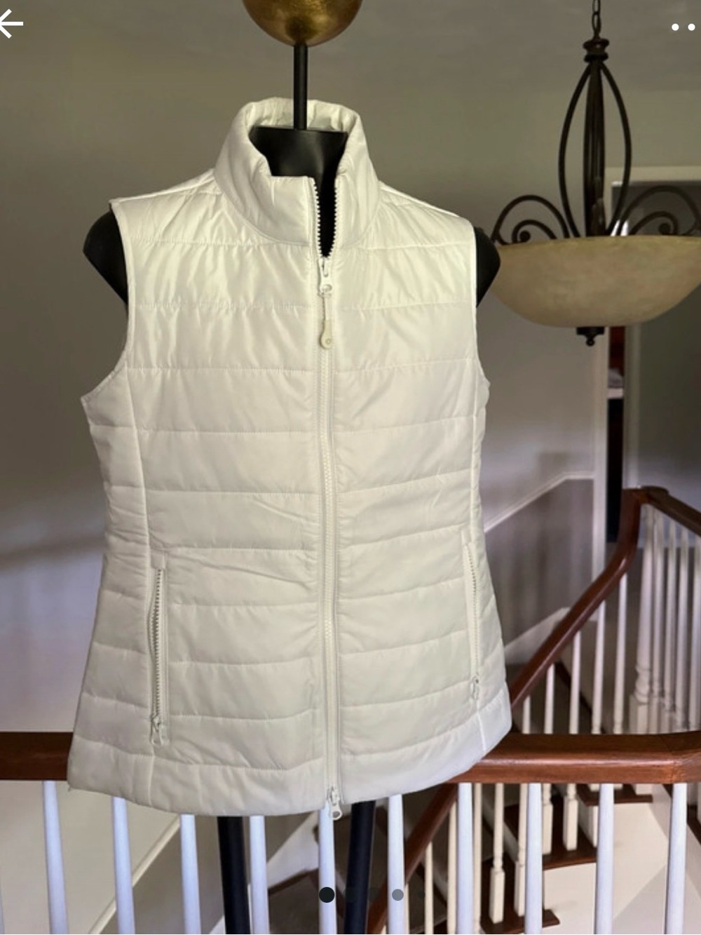IBKUL Women's White Quilted Stand-Collar Vest